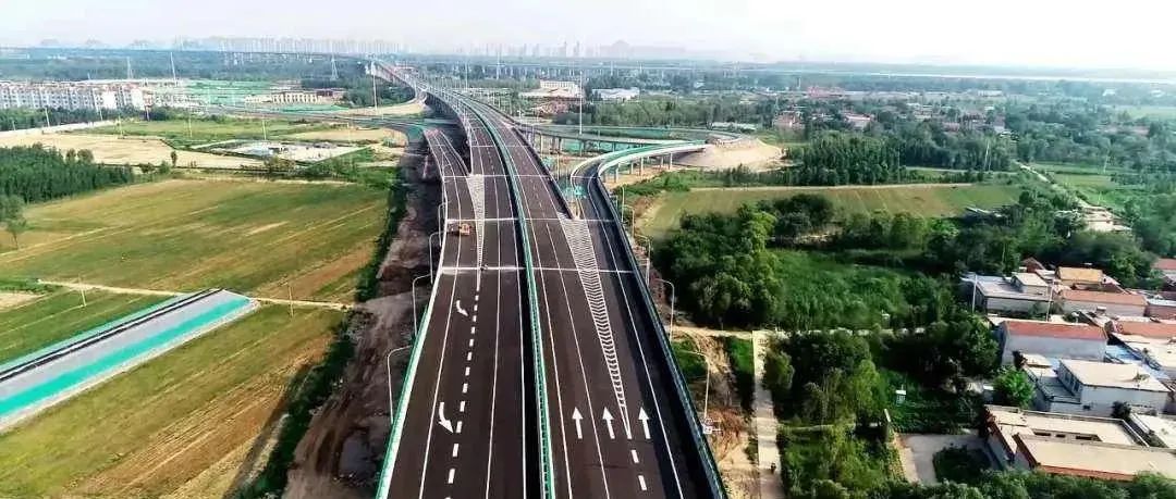 300億！董梁高速沈海至新泰段將開建，項(xiàng)目前期中標(biāo)了！